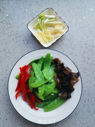 荷兰豆炒牛肉的做法步骤：5