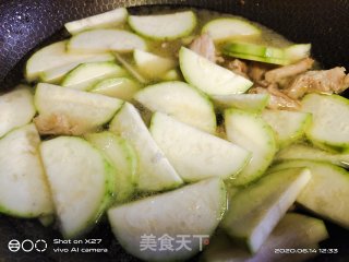 肉烧飘瓜的做法步骤：9