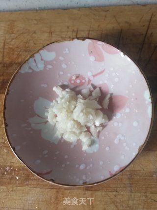 虎皮青椒的做法步骤：2