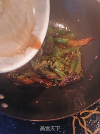 虎皮青椒的做法步骤：8