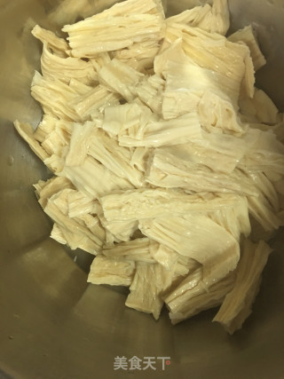 凉拌腐竹的做法步骤：3