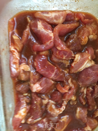 孜然小炒肉的做法步骤：3