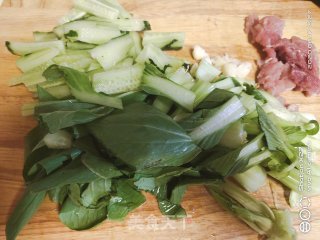 肉丝炒黄瓜的做法步骤：2