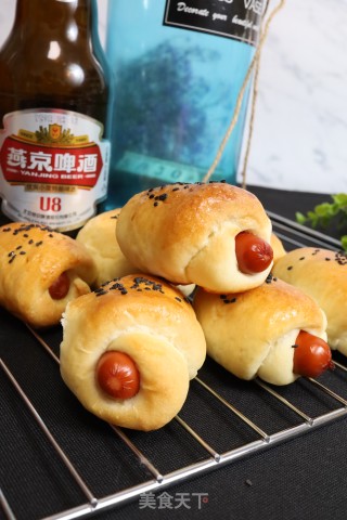用啤酒做的热狗面包(醇香浓郁)的做法步骤：1