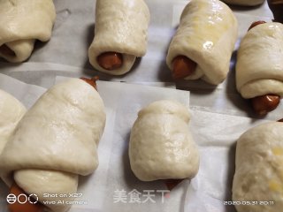 用啤酒做的热狗面包(醇香浓郁)的做法步骤：9