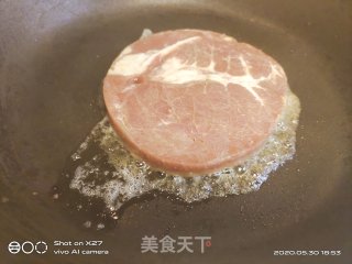 煎牛排的做法步骤：5