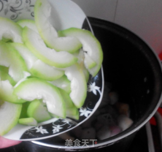 蛤蜊节瓜汤的做法步骤：4