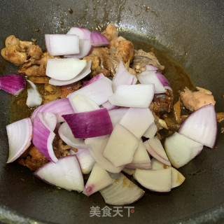 洋葱炒鸡肉的做法步骤：8