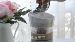 脏脏奶盖冰爽奶茶的做法步骤：7