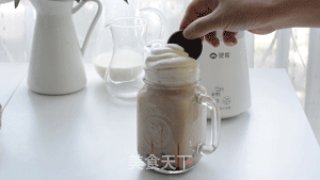 脏脏奶盖冰爽奶茶的做法步骤：12