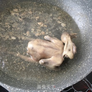 薏米莲子鸽子汤的做法步骤：7
