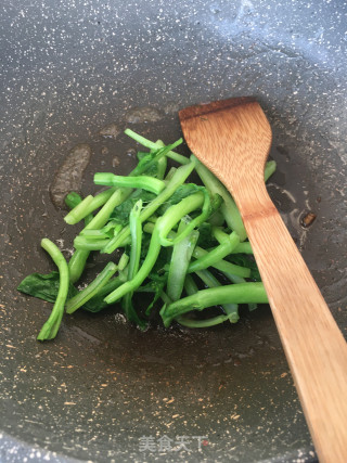 菜心鸽子汤的做法步骤：13