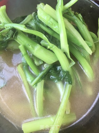 菜心鸽子汤的做法步骤：16