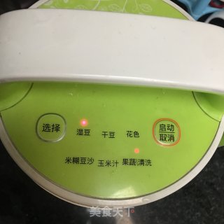 黄豆小米豆浆的做法步骤：5