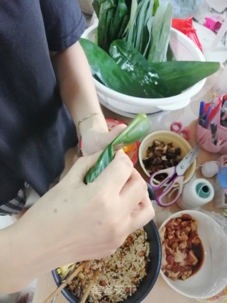 五香肉粽的做法步骤：11