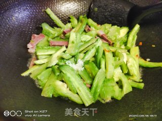 火腿炒苦瓜的做法步骤：7
