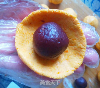 快手芝麻南瓜饼 软糯清甜南瓜豆沙饼的做法步骤：8