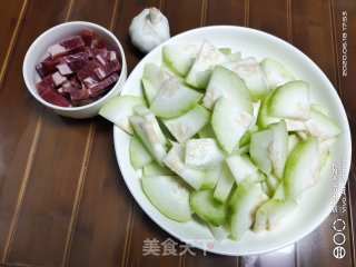 火腿烧飘瓜的做法步骤：2