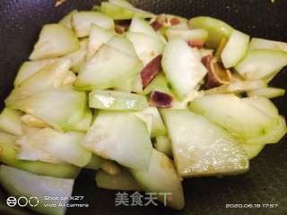 火腿烧飘瓜的做法步骤：4