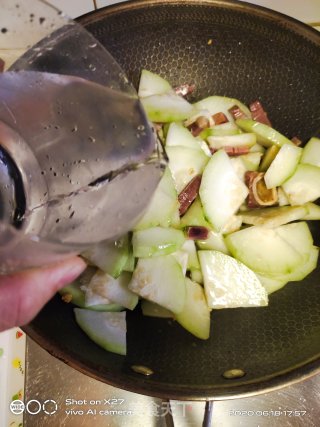 火腿烧飘瓜的做法步骤：5