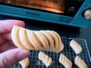 美味花生酥的做法步骤：23
