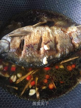 红烧鲳鱼的做法步骤：5
