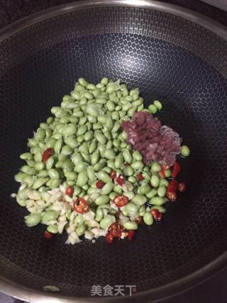 肉末毛豆的做法步骤：2