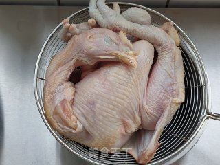 柠檬烤鸡的做法步骤：1