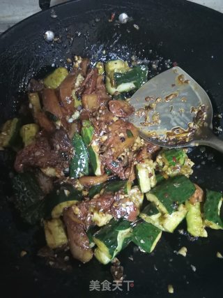猪头肉拌黄瓜的做法步骤：8