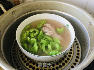 苦瓜黄豆骨头蒸汤的做法步骤：4
