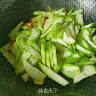 丝瓜炒鸡蛋的做法步骤：6