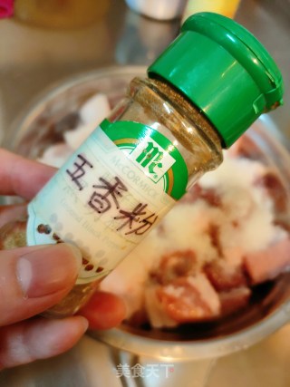 鲜肉粽的做法步骤：3