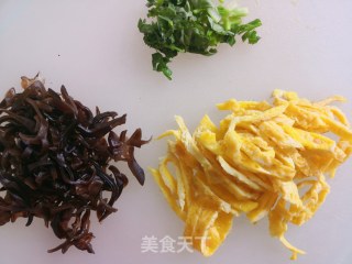 鸡汤面的做法步骤：2