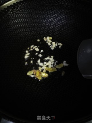 鲜笋炒肉丝的做法步骤：2