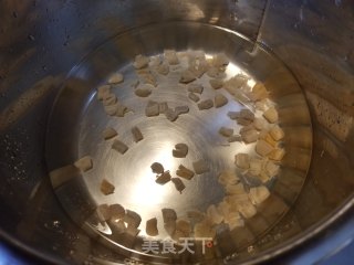 枸杞叶豆腐汤的做法步骤：1