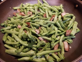猪扒炒四季豆的做法步骤：6