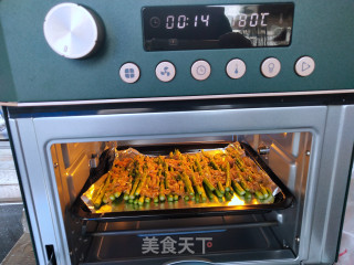 蒜蓉烤芦笋的做法步骤：7