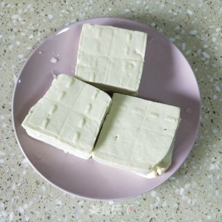椒盐豆腐的做法步骤：1