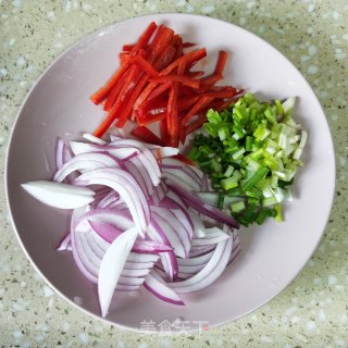 椒盐豆腐的做法步骤：2