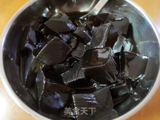 芒果蜂蜜牛奶凉粉的做法步骤：5