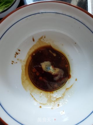 烤鸭胸酸菜面的做法步骤：6