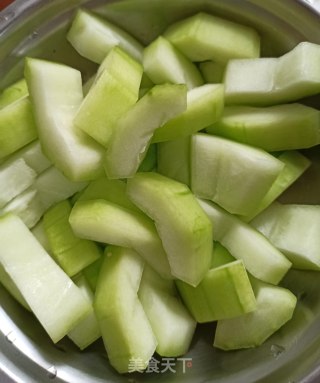 三鲜烩冬瓜的做法步骤：2