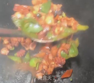 爆炒章鱼的做法步骤：7