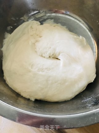 韭菜鸡蛋饺子的做法步骤：2