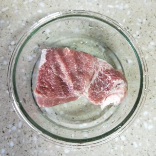 酸甜小酥肉的做法步骤：1