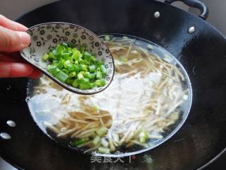 折耳根汤的做法步骤：8
