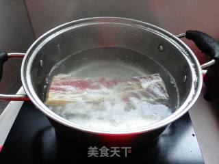 【青花炒腊肉】的做法步骤：3