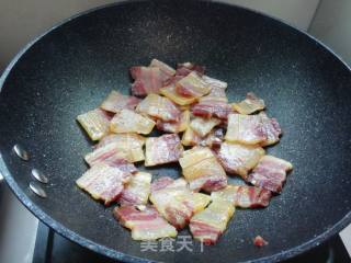 【青花炒腊肉】的做法步骤：8