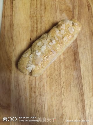 面包鸡蛋沙拉的做法步骤：1