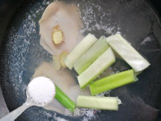 凉拌鸡丝的做法步骤：3